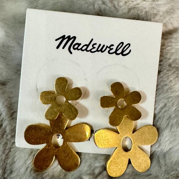 NWT Madewell Flower Power Daisy Drop Statement Earrings Vintage Gold Tone Hypo - Picture 1 of 4